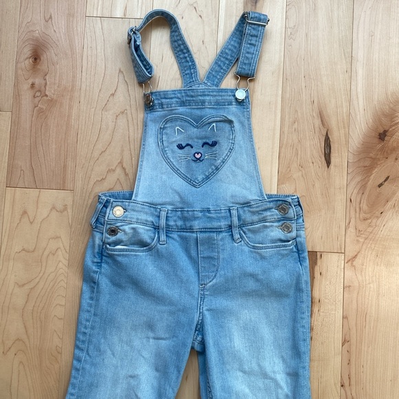 EUC jeans overalls kids size 8-9 - Picture 2 of 3